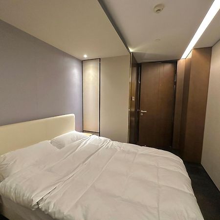 Zhome-Luxury Three-Bedroom Suite-Near The Bund Shanghai Eksteriør billede